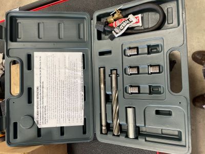 Lot of Various Ford Tools - Image 3